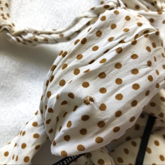 NWOT F21 Polka Dot Tie-Back Crop Top - Picture 4 of 5